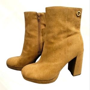 Brand New GBG Los Angeles Camel Suede Boots